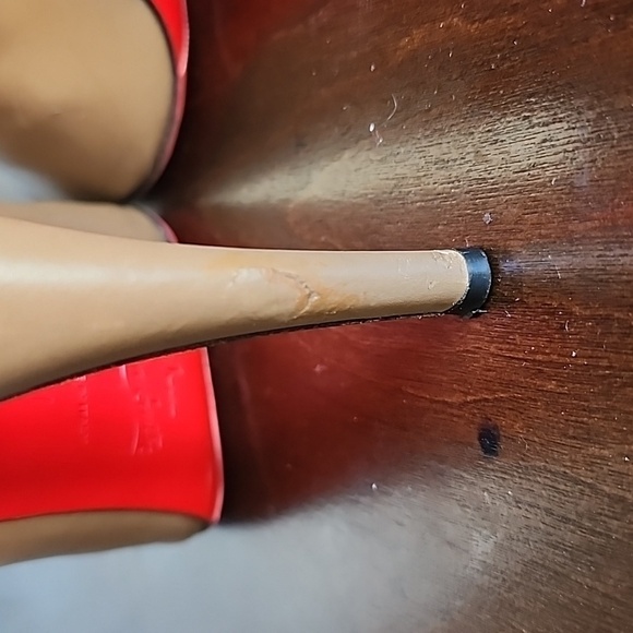 Authentic Christian Louboutin Khaki Colizip boots - Picture 9 of 10